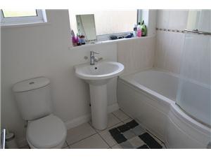 BATHROOM- click for photo gallery